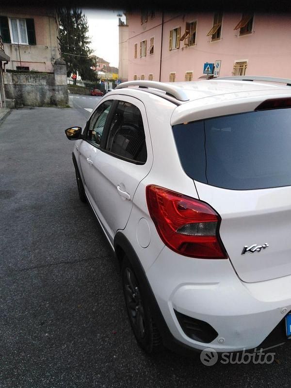 Usata Ford Ka Plus Active 95 CV (69 kW) 2019 Bianco Utilitaria
