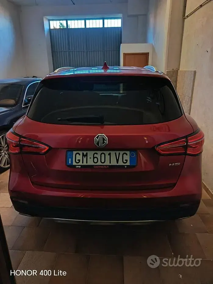 Usata MG HS 162 CV (119 kW) 2023 Rosso SUV