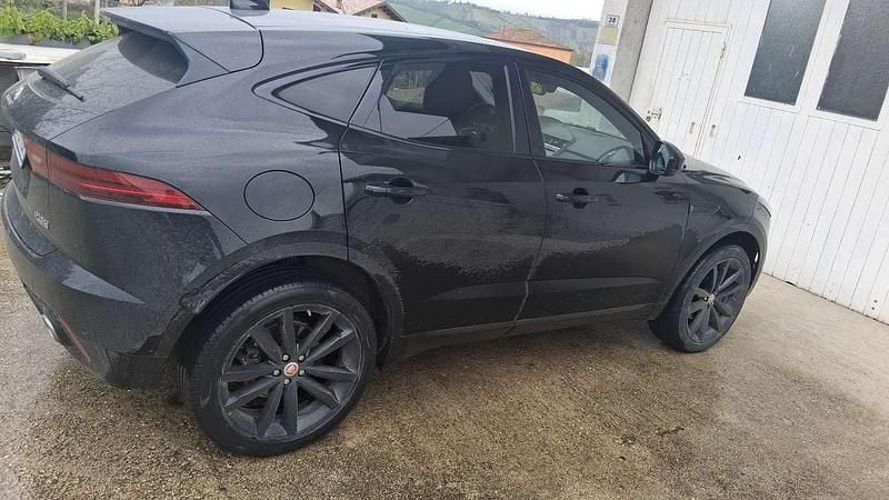 Usata Jaguar E-Pace R-Dynamic 150 CV (110 kW) 2020 Nero SUV