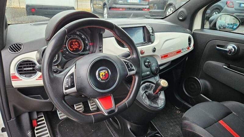 Usata Abarth 500 135 CV (99 kW) 2010 Bianco Utilitaria