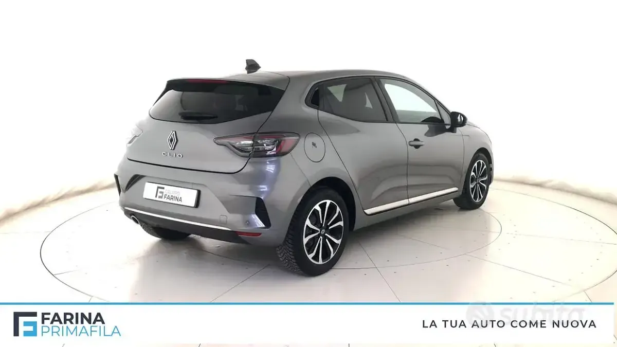 Gebraucht Renault Clio V Techno 91 PS (66 kW) 2025 Grau Limousine