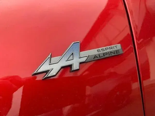 Usata Renault Clio V Esprit Alpine 108 CV (79 kW) 2025 Rosso Berlina