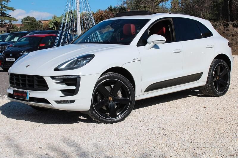 Bianco Usata 2017 Porsche Macan SUV | 35.999 € (Buon prezzo) - Immagine 1/4