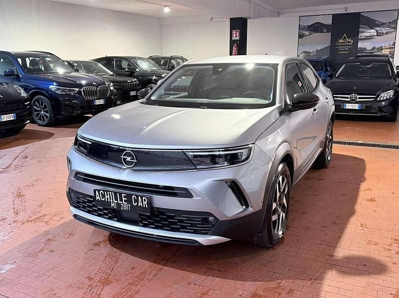 Grigio Usata 2022 Opel Mokka Elegance SUV | 13.900 € (Ottimo prezzo) - Immagine 1/4
