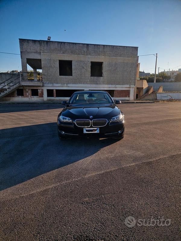 Usata BMW 520 184 CV (135 kW) 2011 Nero Berlina