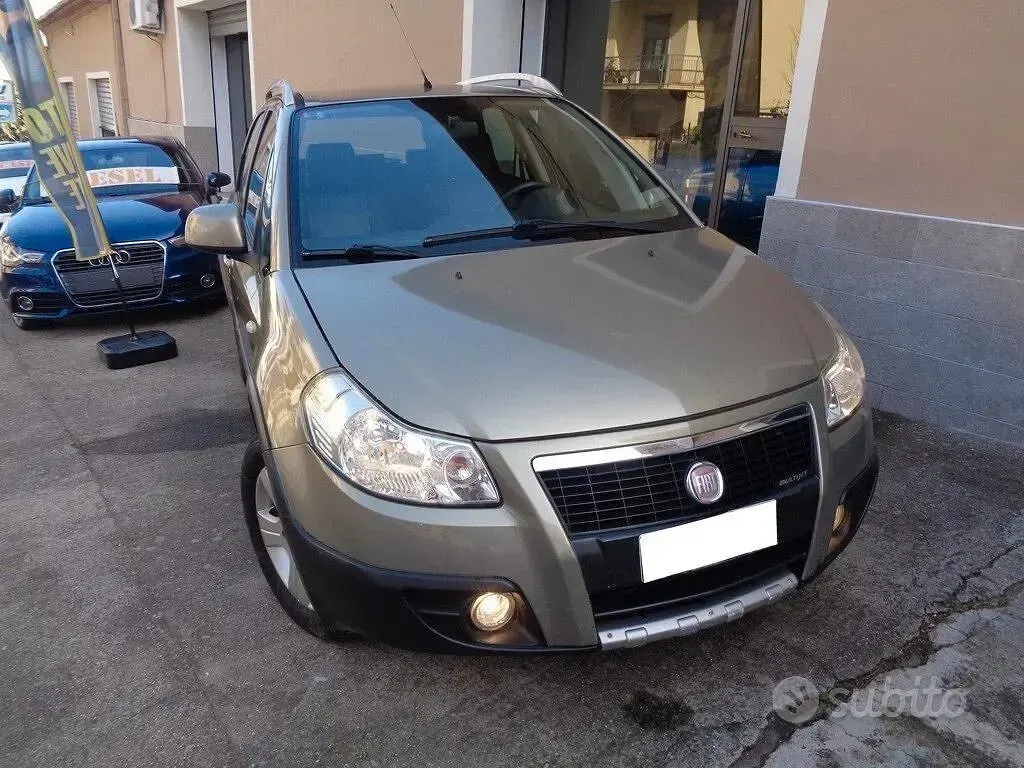 Usata Fiat Sedici Emotion 120 CV (88 kW) 2008 SUV