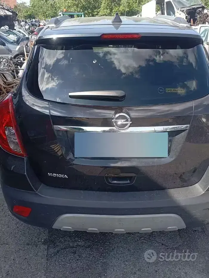 Usata Opel Mokka 140 CV (102 kW) 2015 Nero SUV