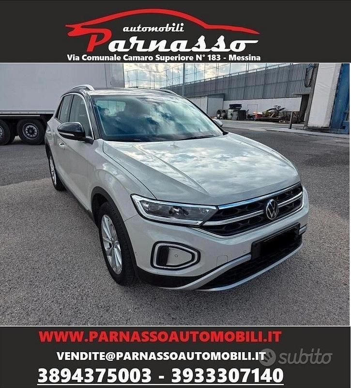 Usata VW T-Roc Style 150 CV (110 kW) 2022 Grigio SUV