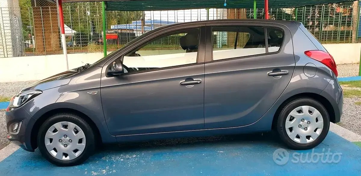 Usata Hyundai ix20 85 CV (62 kW) 2014 Grigio Utilitaria