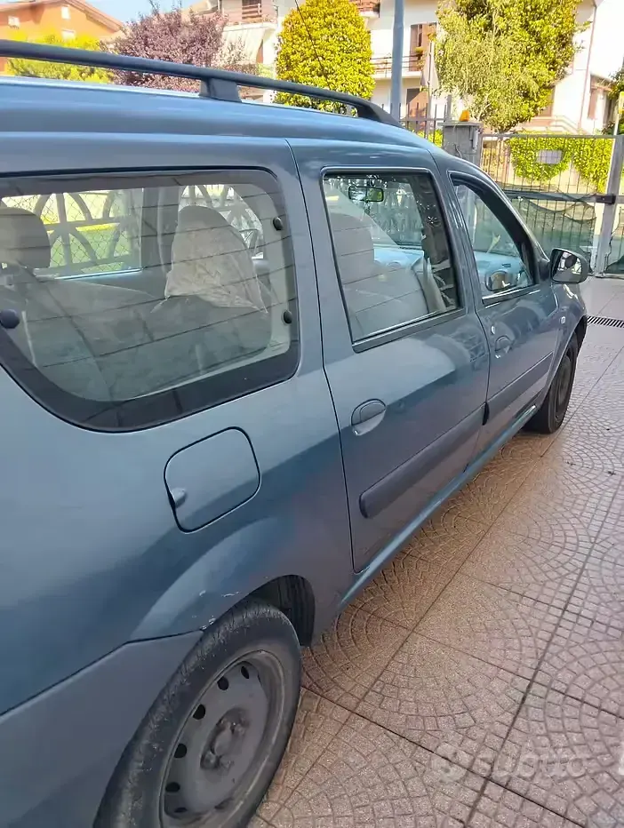 Usata Dacia Logan 68 CV (50 kW) 2013 Blu Station wagon