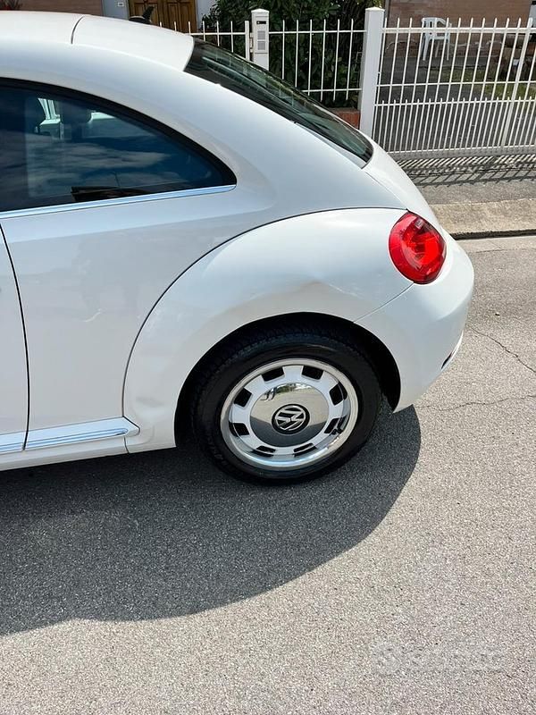 Usata VW Beetle 2012 Bianco Utilitaria
