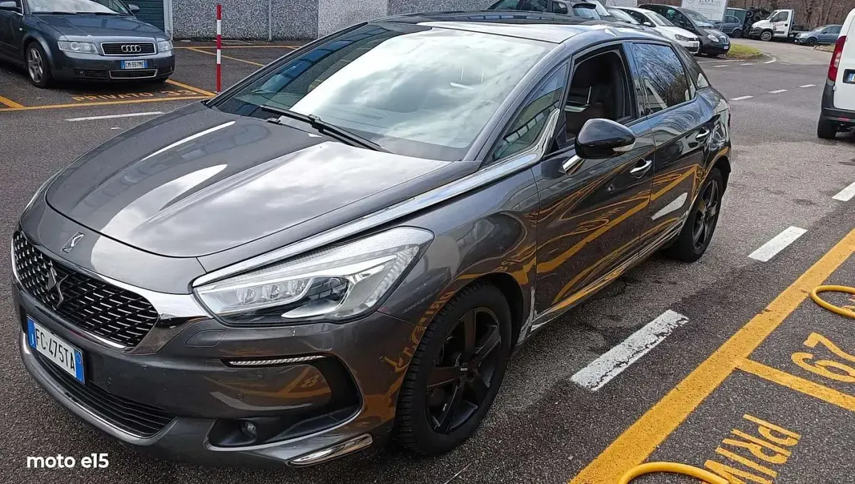 Gebraucht DS Automobiles DS5 So Chic 181 PS (133 kW) 2016 Kleinwagen