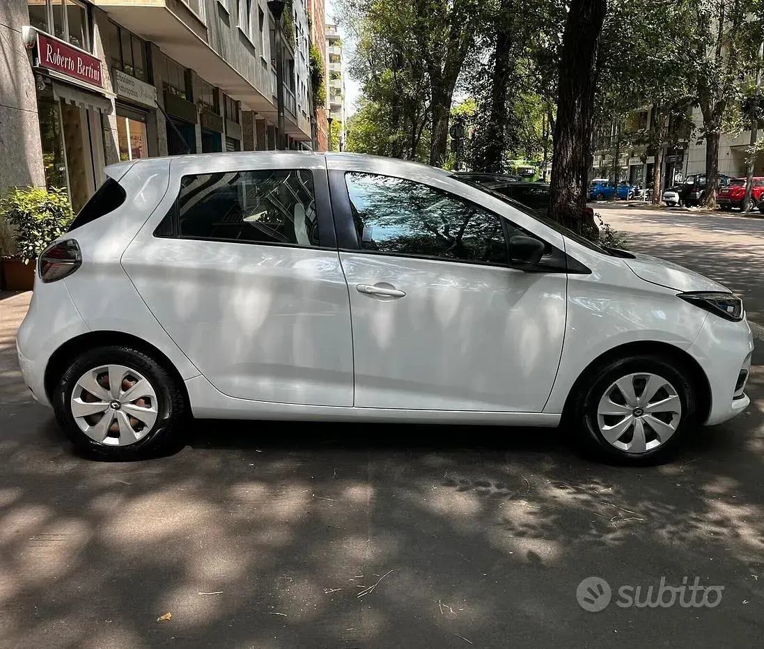 Usata Renault Zoe Life 50 kW (69 CV) 2022 Bianco Utilitaria