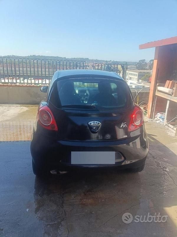 Usata Ford Ka 69 CV (50 kW) 2015 Berlina