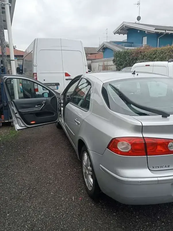 Usata Renault Laguna II Initiale 150 CV (110 kW) 2006 Berlina