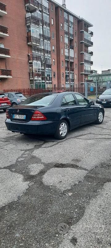 Usata Mercedes C200 2001 Blu Berlina