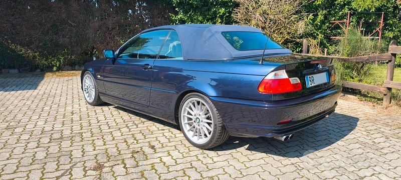 Usata BMW 330 Cabriolet 231 CV (169 kW) 2001 Blu Cabrio