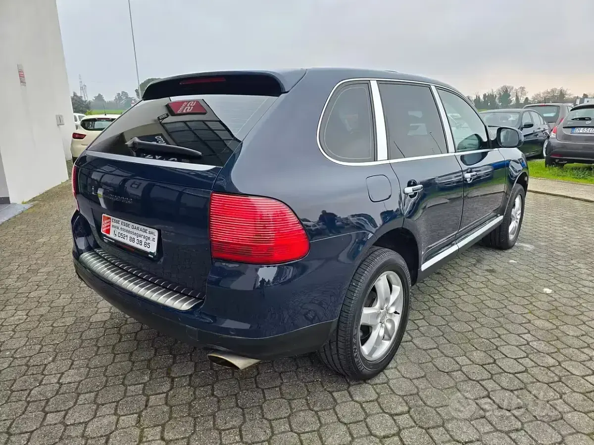 Usata Porsche Cayenne 250 CV (183 kW) 2006 Bluazzurro SUV