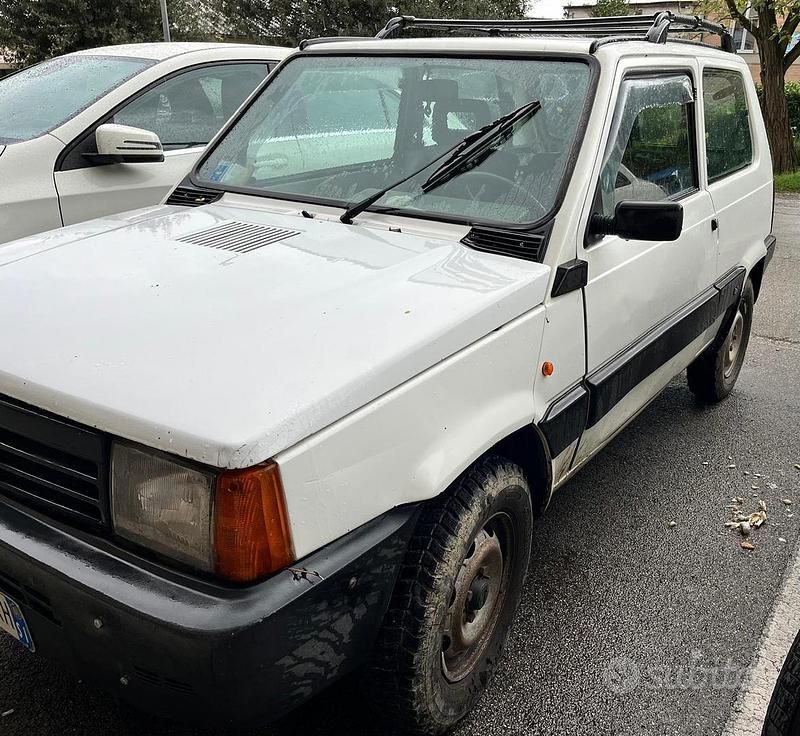 Bianco Usata 2001 Fiat Panda 4x4 Due volumi | 4000 € (Super prezzo) - Immagine 1/3
