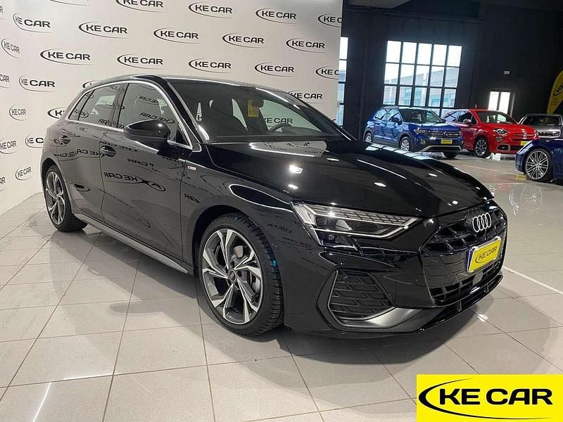Usata Audi A3 e-tron S-Line 150 CV (110 kW) 2025 Nero Utilitaria
