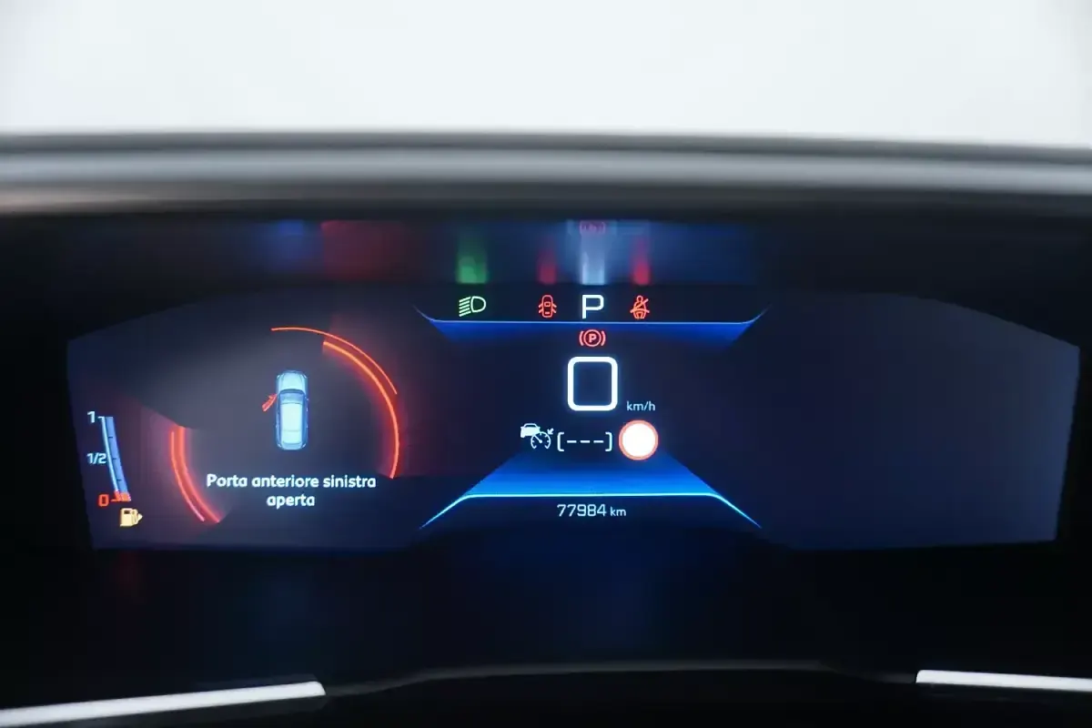 Usata Peugeot 508 GT 131 CV (96 kW) 2021 Blublu Berlina