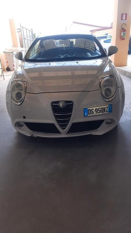 Usata Alfa Romeo MiTo Distinctive 120 CV (88 kW) 2008 Beige Utilitaria