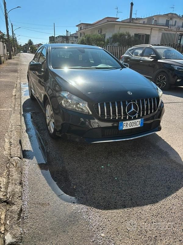 Usata Mercedes A160 90 CV (66 kW) 2018 Utilitaria