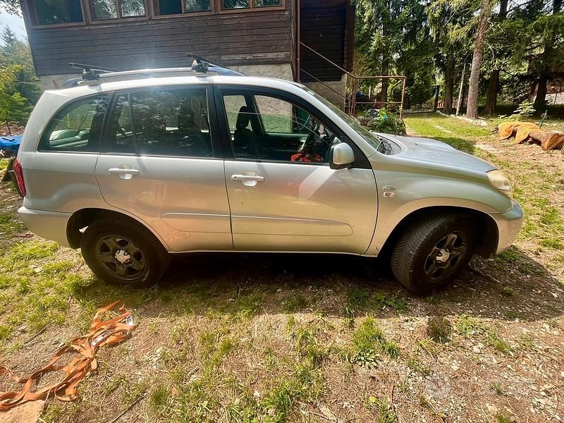 Usata Toyota RAV4 2005 SUV