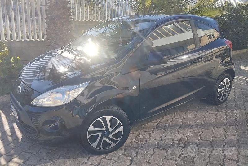 Begagnad Ford Ka S 75 HK (55 kW) 2011 Svart Halvkombi