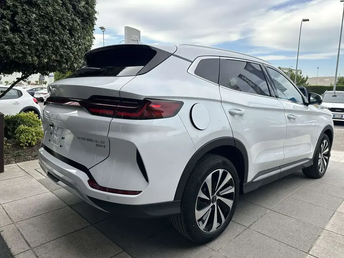 Nuova BYD Seal U Boost 218 CV (160 kW) 2025 Time grey SUV