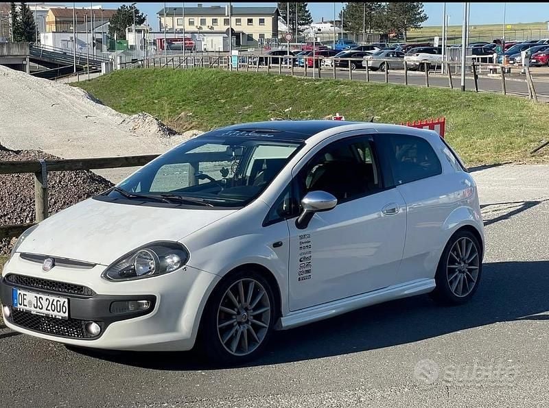 Usata Fiat Grande Punto 2011 Bianco Utilitaria