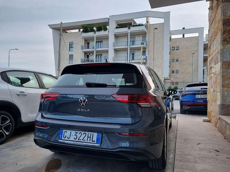 Occasion VW Golf VIII Style 116 ch (85 kW) 2022 Argent Berline
