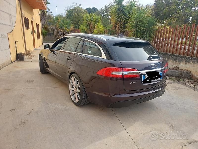 Usata Jaguar XF Sportbrake 200 CV (147 kW) 2014 Station wagon
