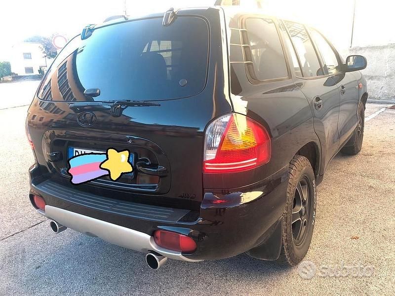 Usata Hyundai Santa Fe 115 CV (84 kW) 2002 Nero SUV