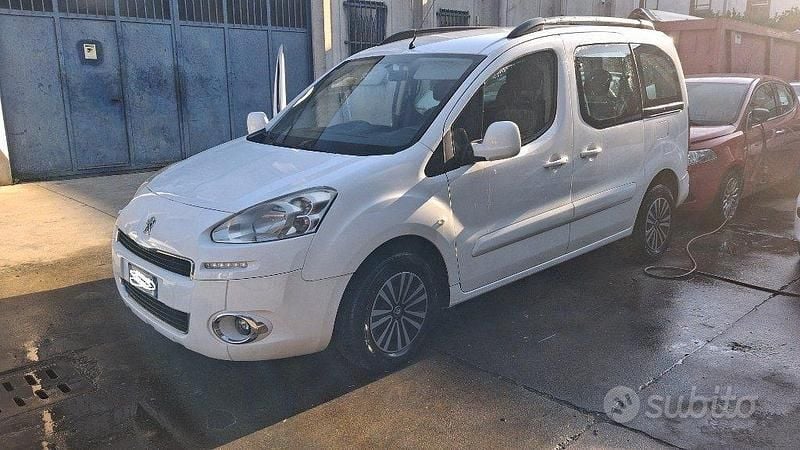 Usata Peugeot Partner Tepee 2016 Bianco Monovolume