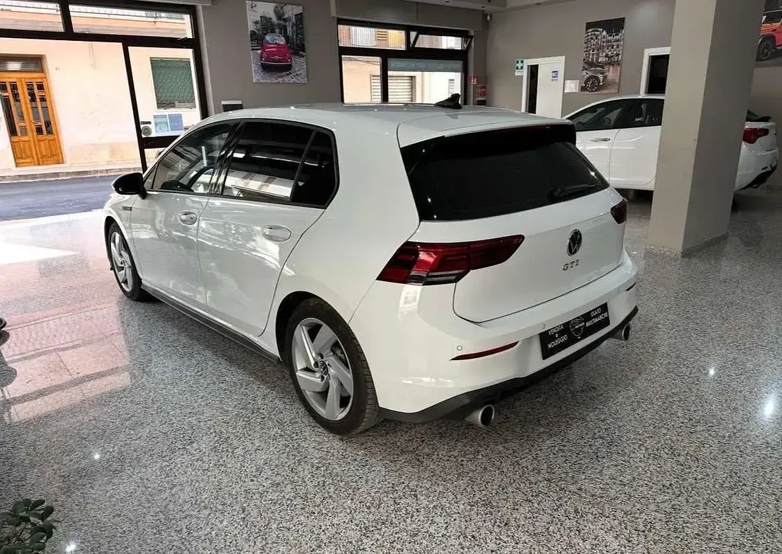 Begagnad VW Golf VIII GTI 245 HK (180 kW) 2020 Sedan