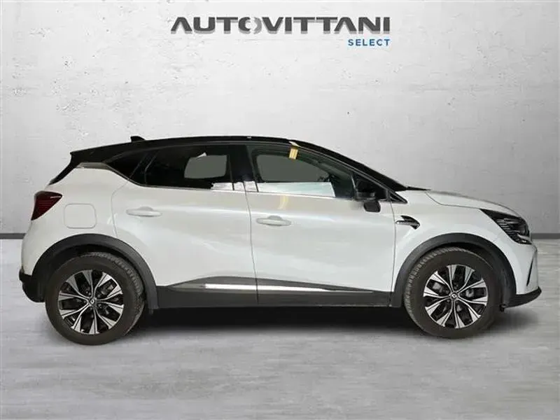 Usata Renault Captur Techno 160 CV (117 kW) 2023 Bianco SUV