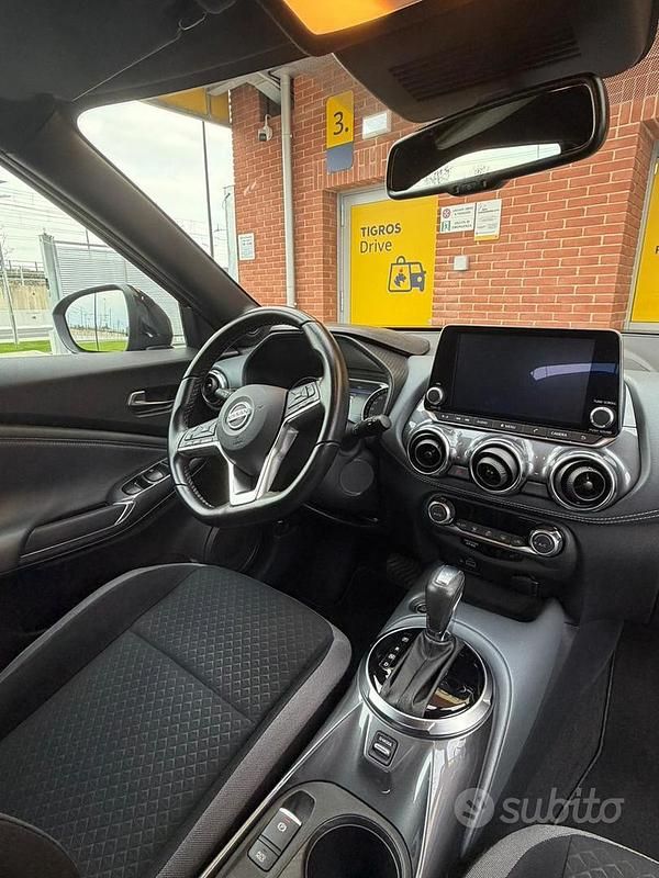 Usata Nissan Juke N-Connecta 114 CV (83 kW) 2022 Nero SUV