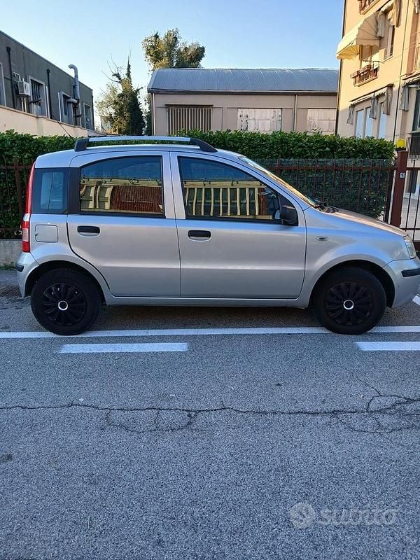 Usata Fiat Panda 50 CV (36 kW) 2006 Grigio Berlina