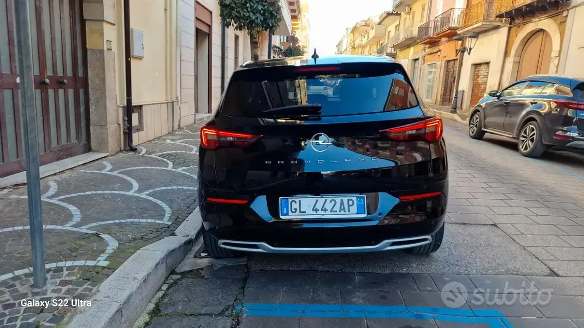 Usata Opel Grandland X 130 CV (95 kW) 2022 Nero SUV