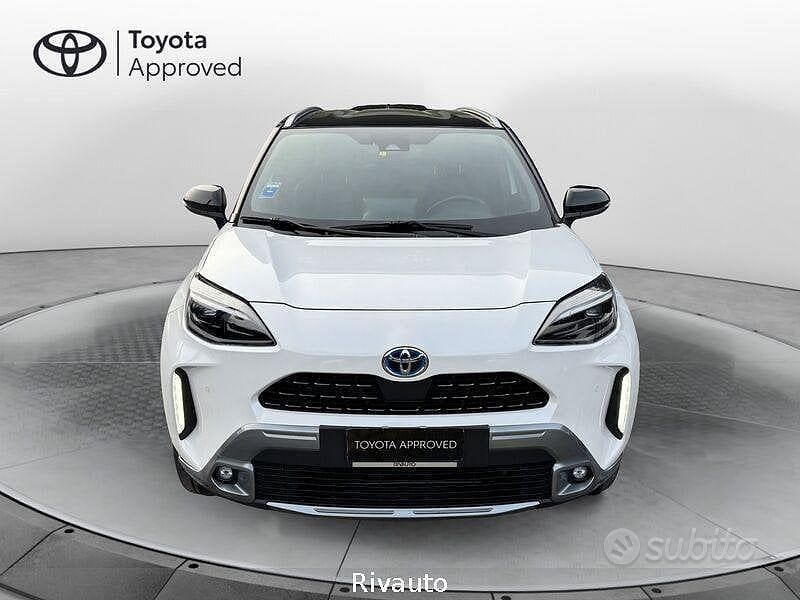 Usata Toyota Yaris Cross 116 CV (85 kW) 2021 Bianco SUV