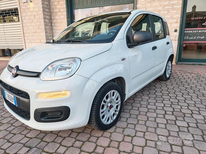Usata Fiat Panda Easy 69 CV (50 kW) 2016 Bianco Utilitaria