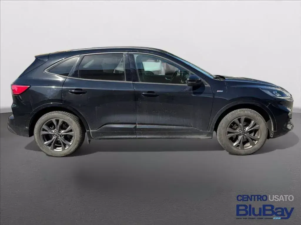 Usata Ford Kuga ST-Line 190 CV (139 kW) 2022 Nero SUV