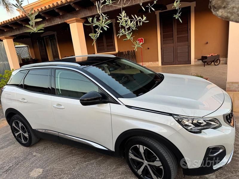 Usata Peugeot 3008 131 CV (96 kW) 2019 Bianco SUV