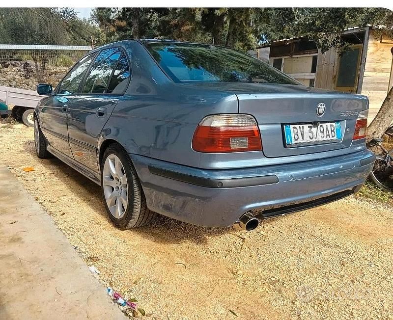 Usata 2001 BMW 530 Sport Line Tre volumi | 4000 € - Immagine 1/4