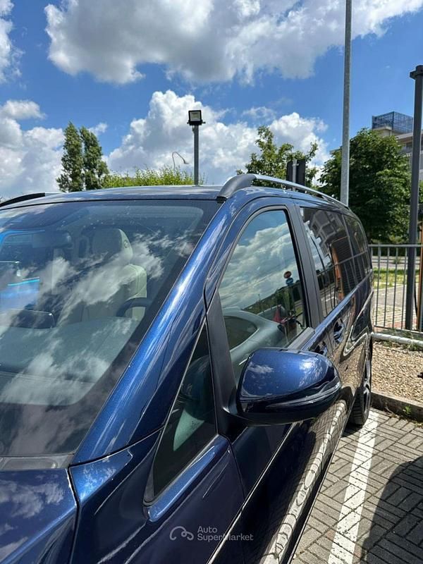 Usata Mercedes V250 Exclusive 190 CV (139 kW) 2017 Blu metallizzato Monovolume