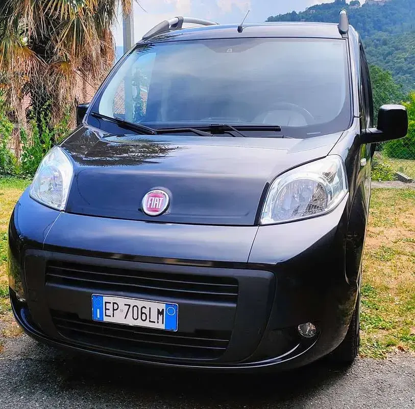 Usata Fiat Qubo Active 95 CV (69 kW) 2012 Nero Monovolume