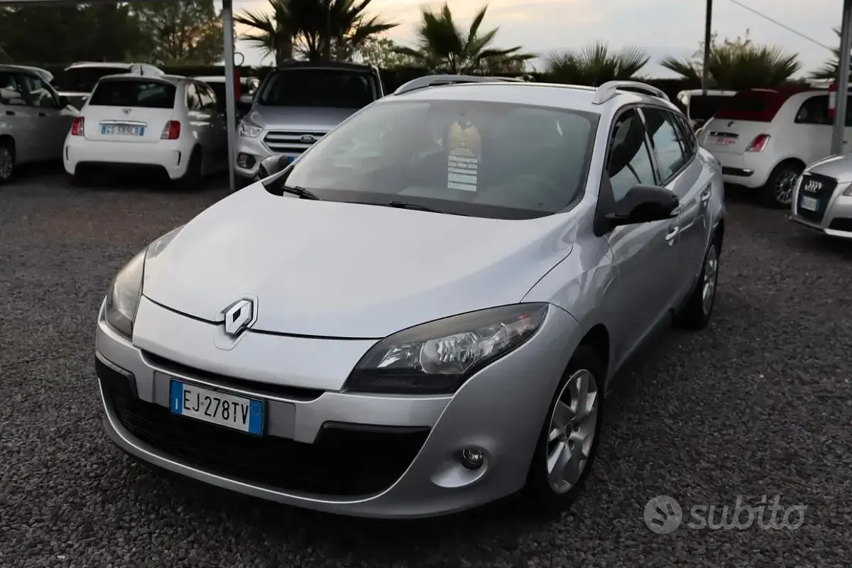 Usata Renault Mégane GrandTour GT 110 CV (80 kW) 2011 Grigio Station wagon