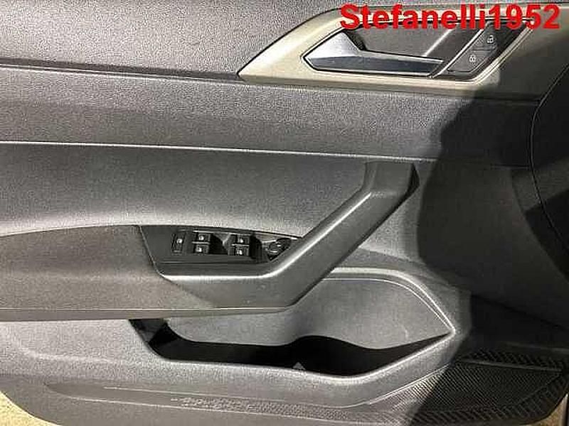 Usata VW Polo Sportline 95 CV (69 kW) 2020 Argento Utilitaria