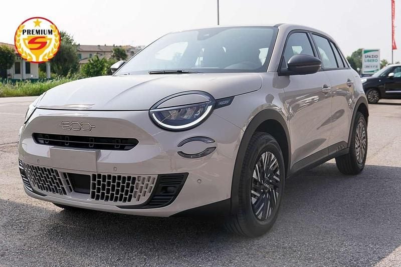 Nuova Fiat 600 Comfort 101 CV (74 kW) 2025 Verde SUV
